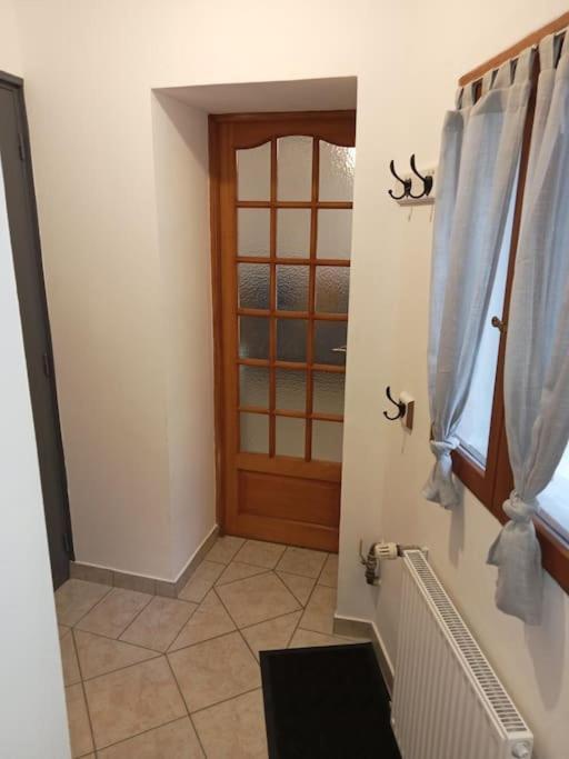 Apartamento Perle Rare F1 De 43 M Quartier Historique. Moulins  Exterior foto