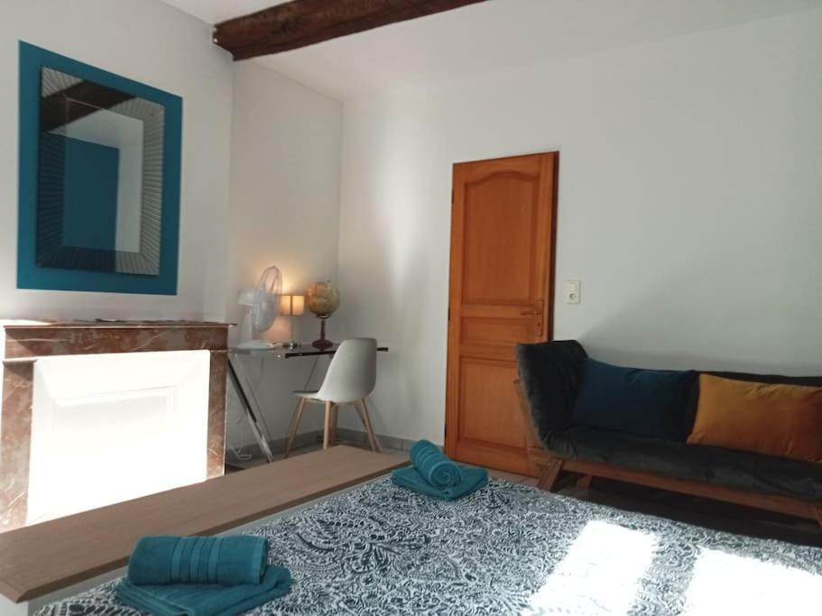 Apartamento Perle Rare F1 De 43 M Quartier Historique. Moulins  Exterior foto